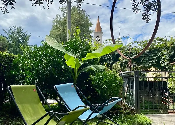 The Olive Tree Vacation In Appartement Colico